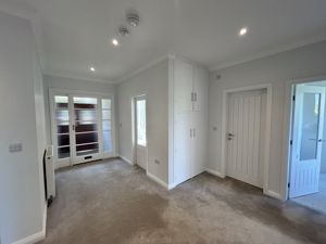 Photo 16- click for photo gallery